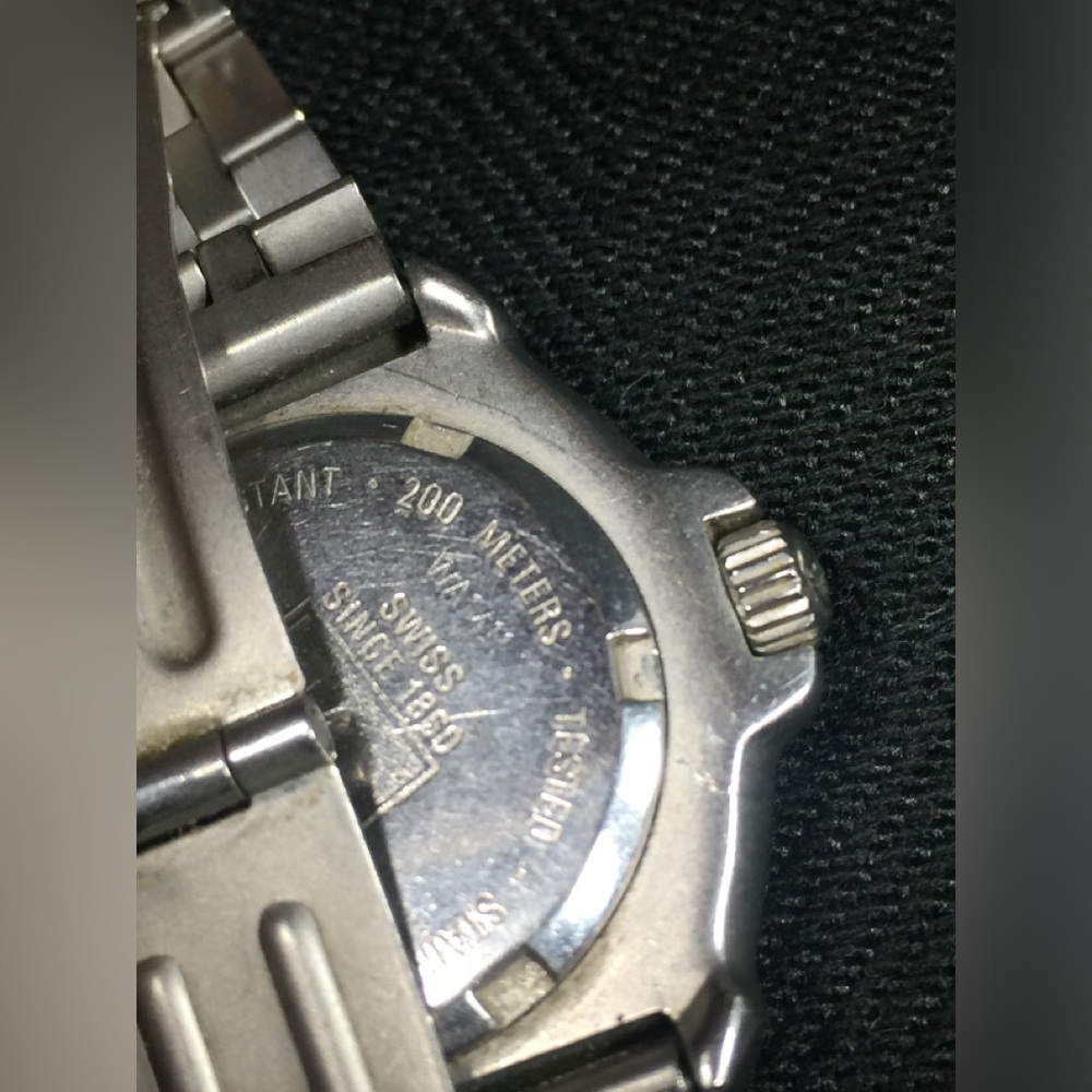 VTG Tag Heuer F1 PROFESSIONAL 200 M 1990's Cream 29mm Quartz Ladies Watch WA1411 - Picture 12 of 12